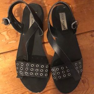 STEVE MADDEN black sandal size 7.5